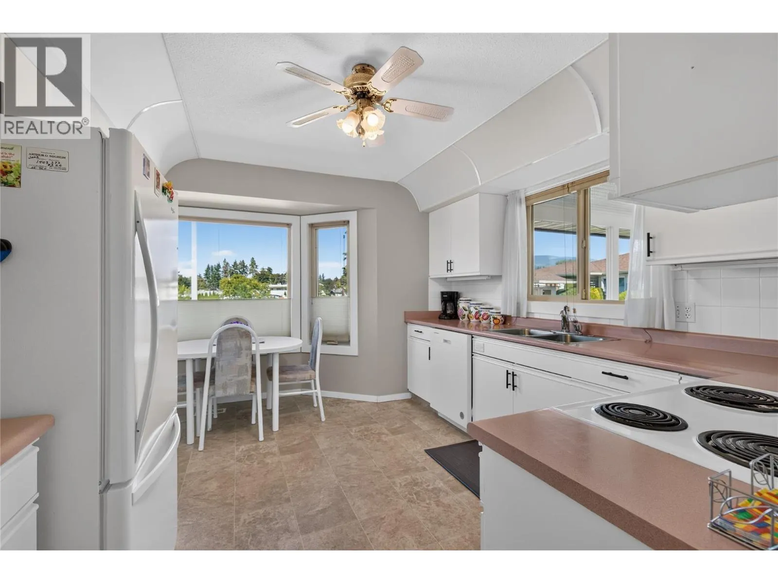 2200 40 Avenue Unit# 3