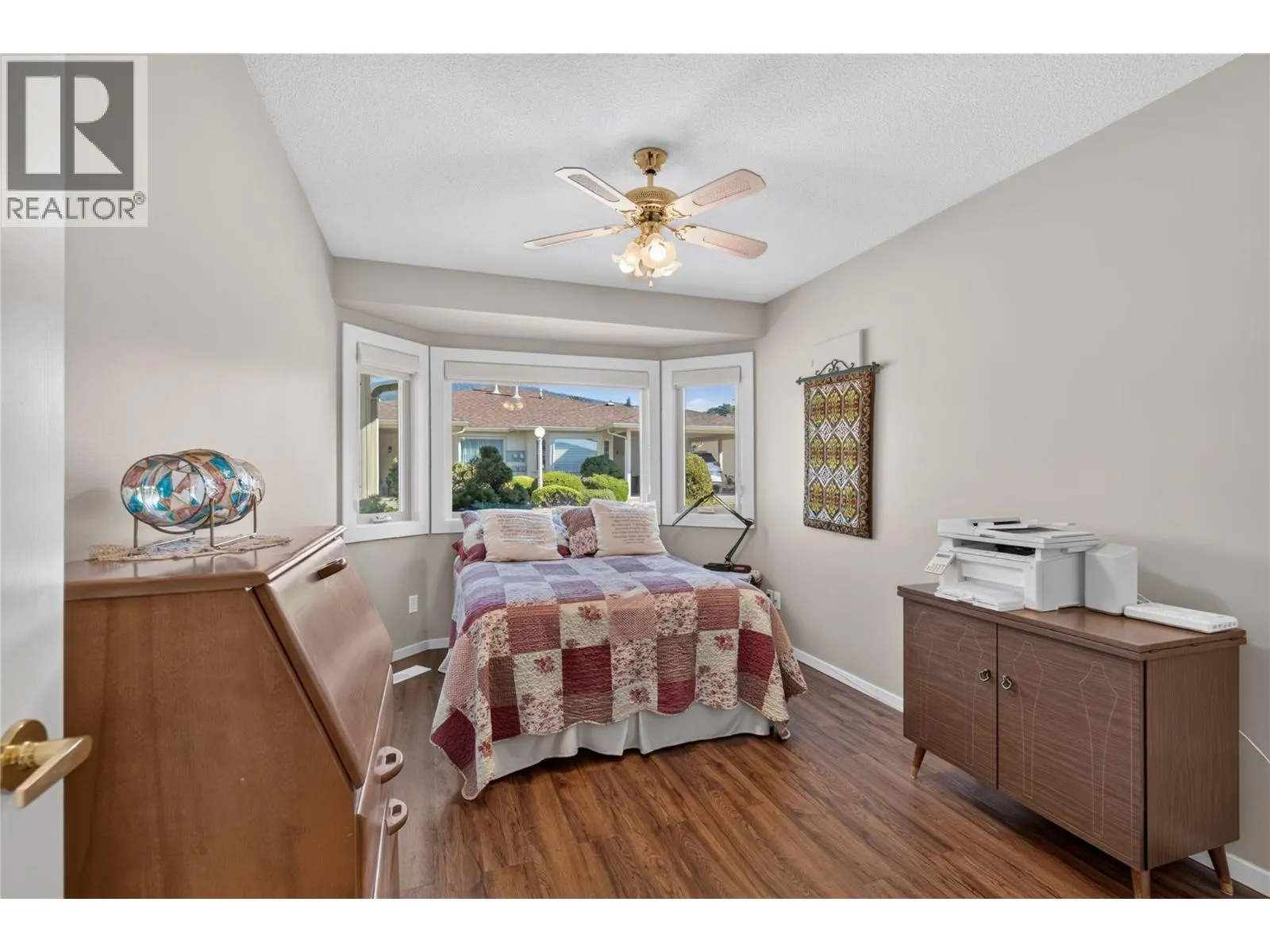 2200 40 Avenue Unit# 3