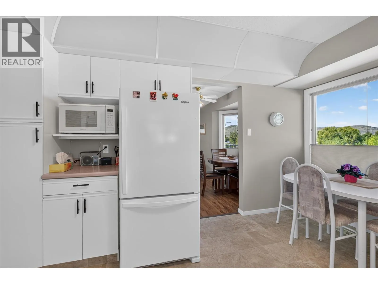 2200 40 Avenue Unit# 3