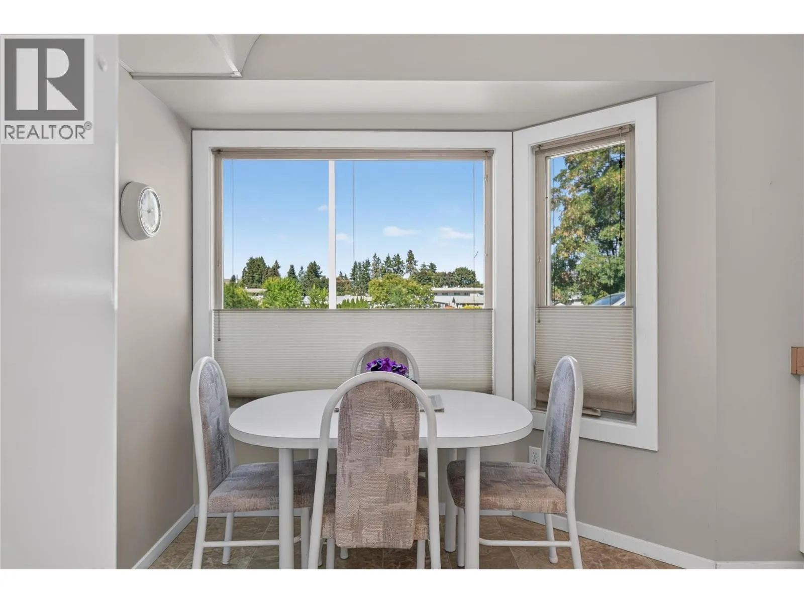 2200 40 Avenue Unit# 3