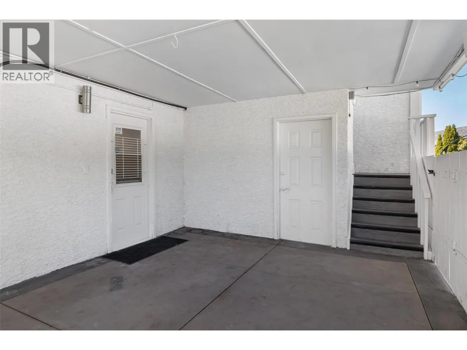 2618 Thacker Drive