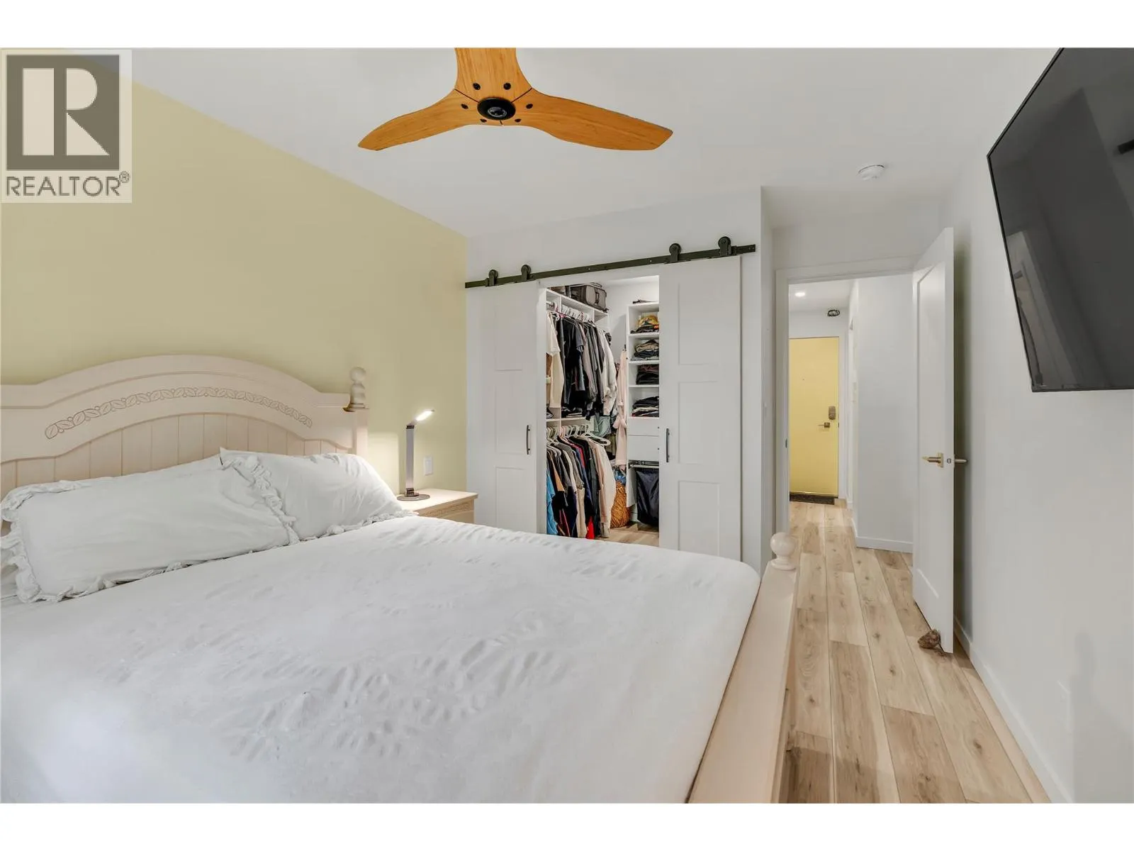 922 Dynes Avenue Unit# 309