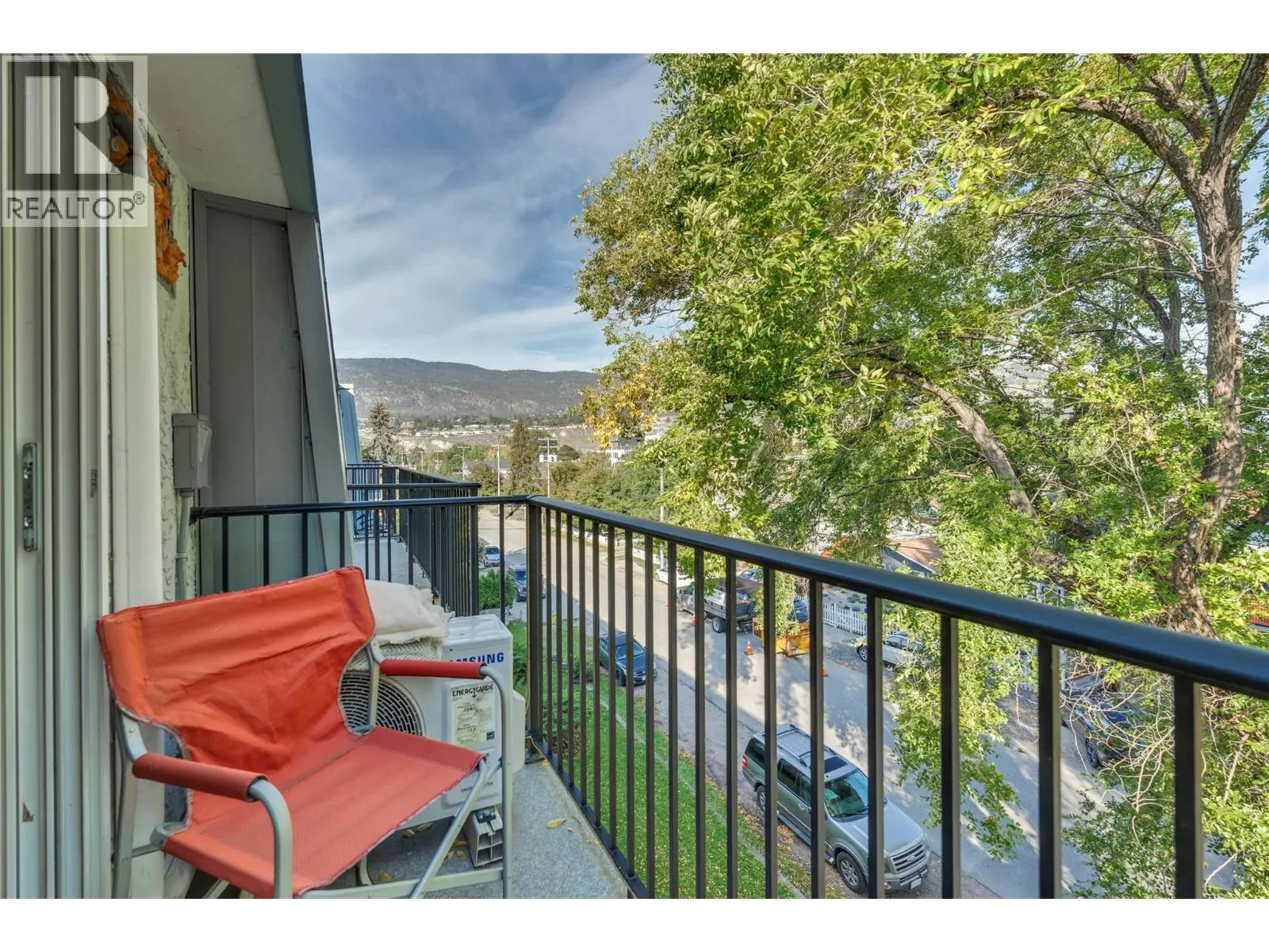 922 Dynes Avenue Unit# 309