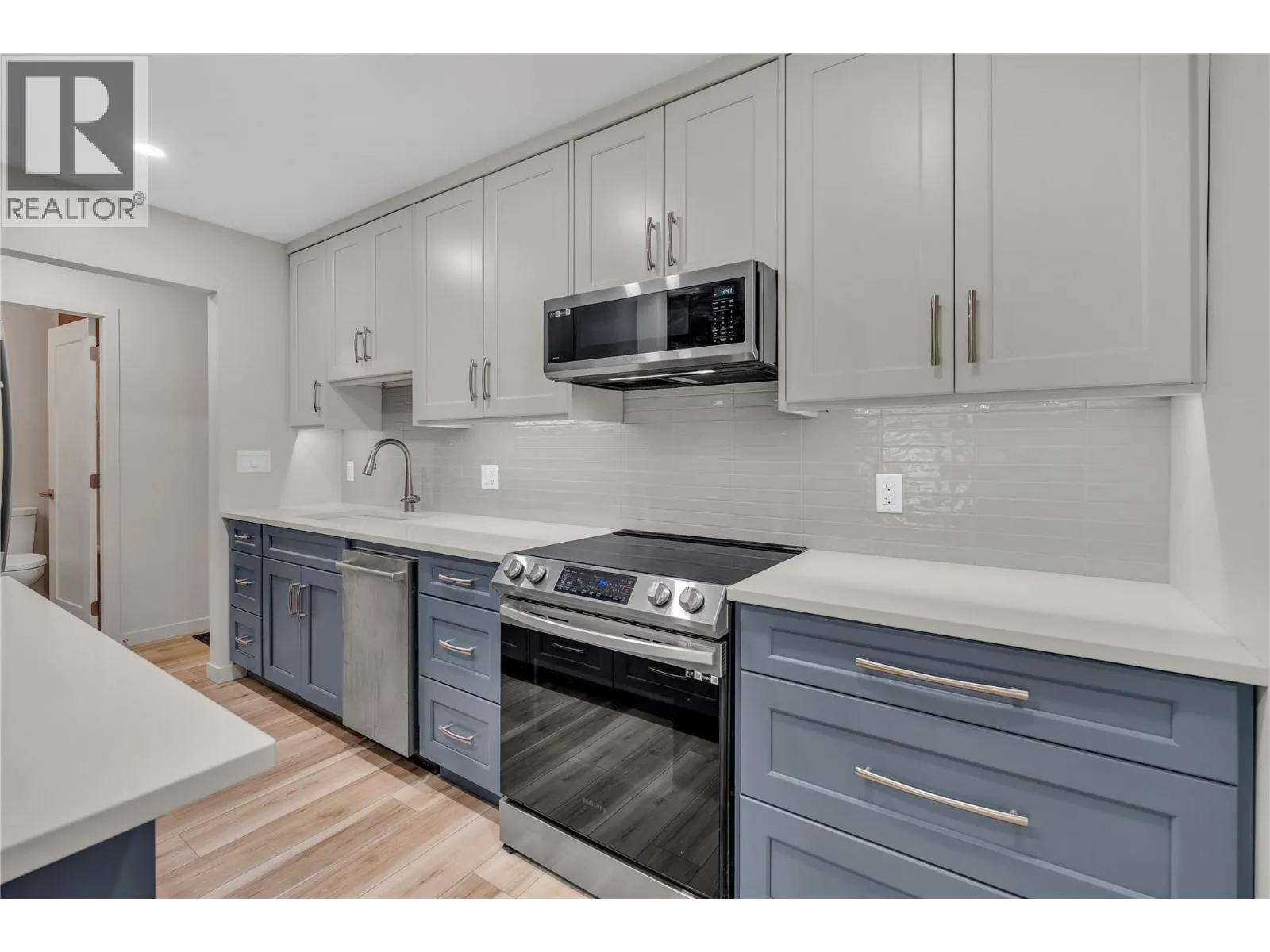 922 Dynes Avenue Unit# 309