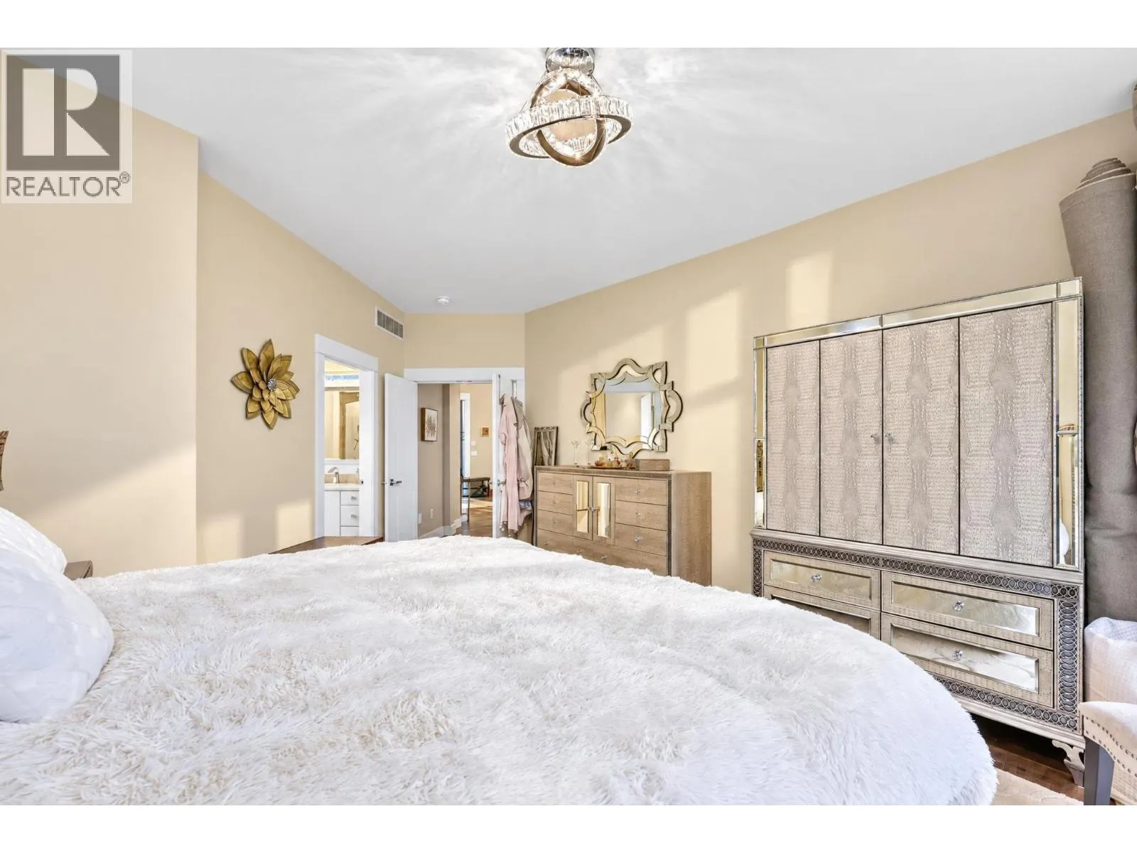 3109 Capistrano Court