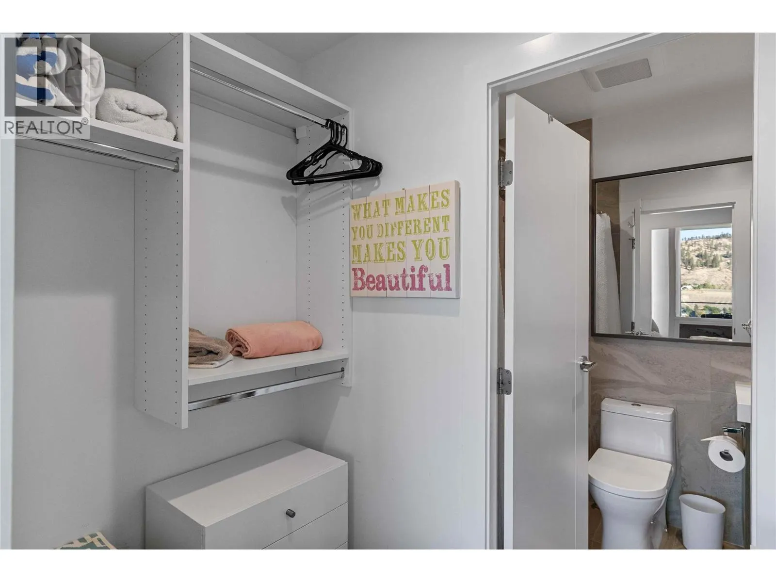 1181 Sunset Drive Unit# 1401