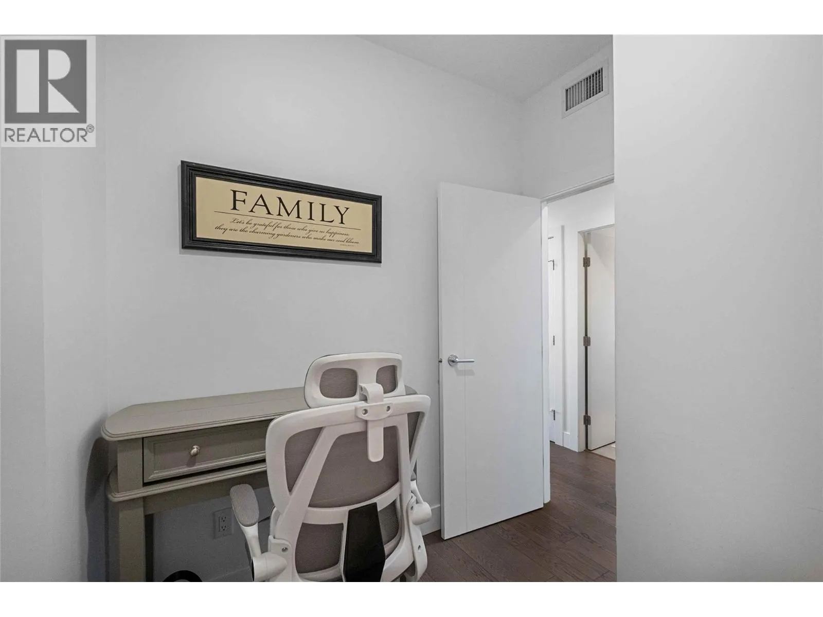 1181 Sunset Drive Unit# 1401