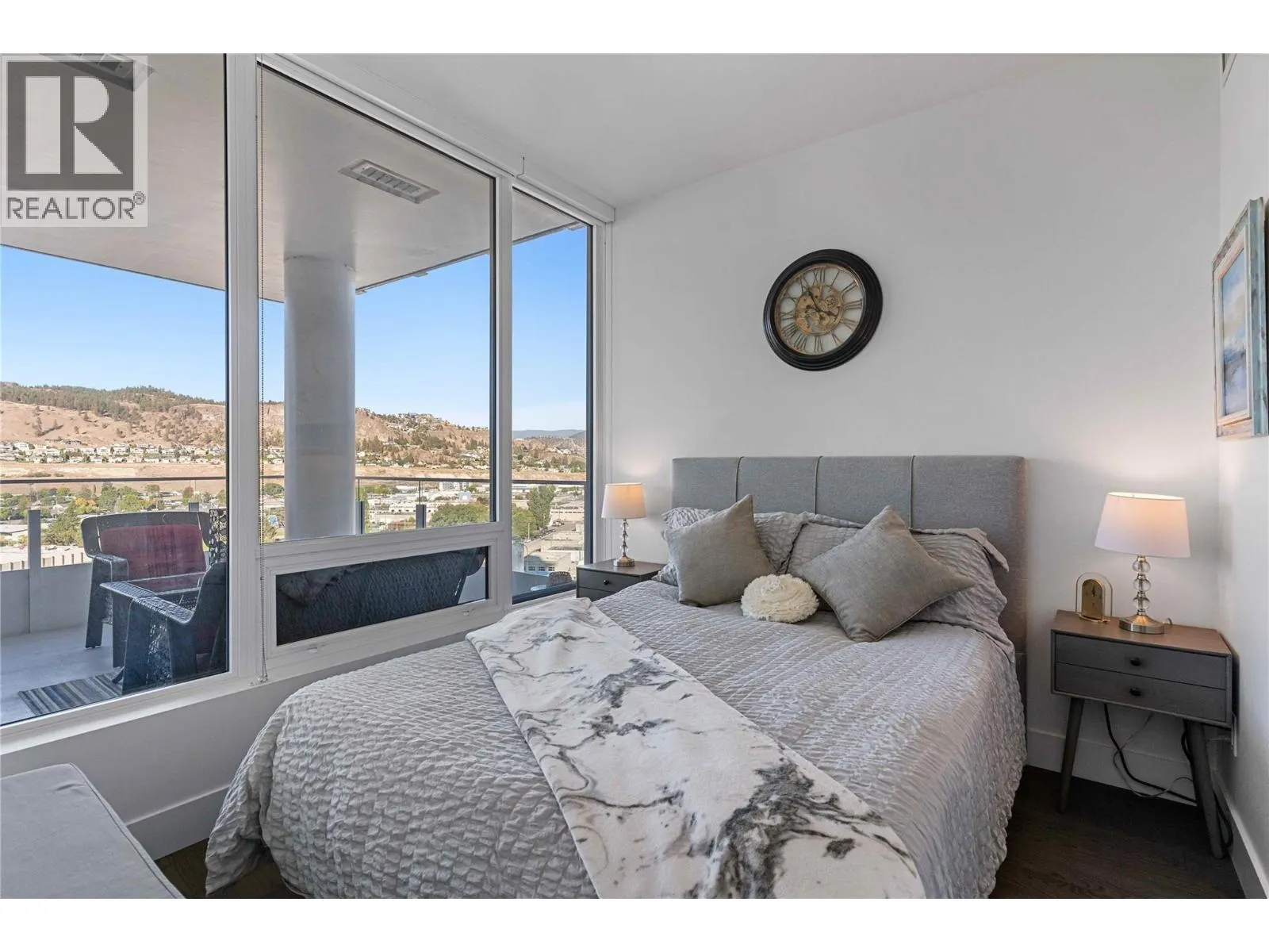 1181 Sunset Drive Unit# 1401