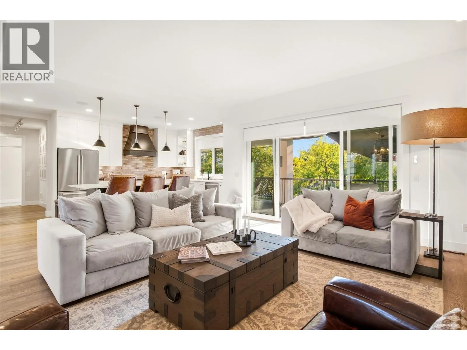 1675 Willow Crescent Unit# 3 Lot# 3