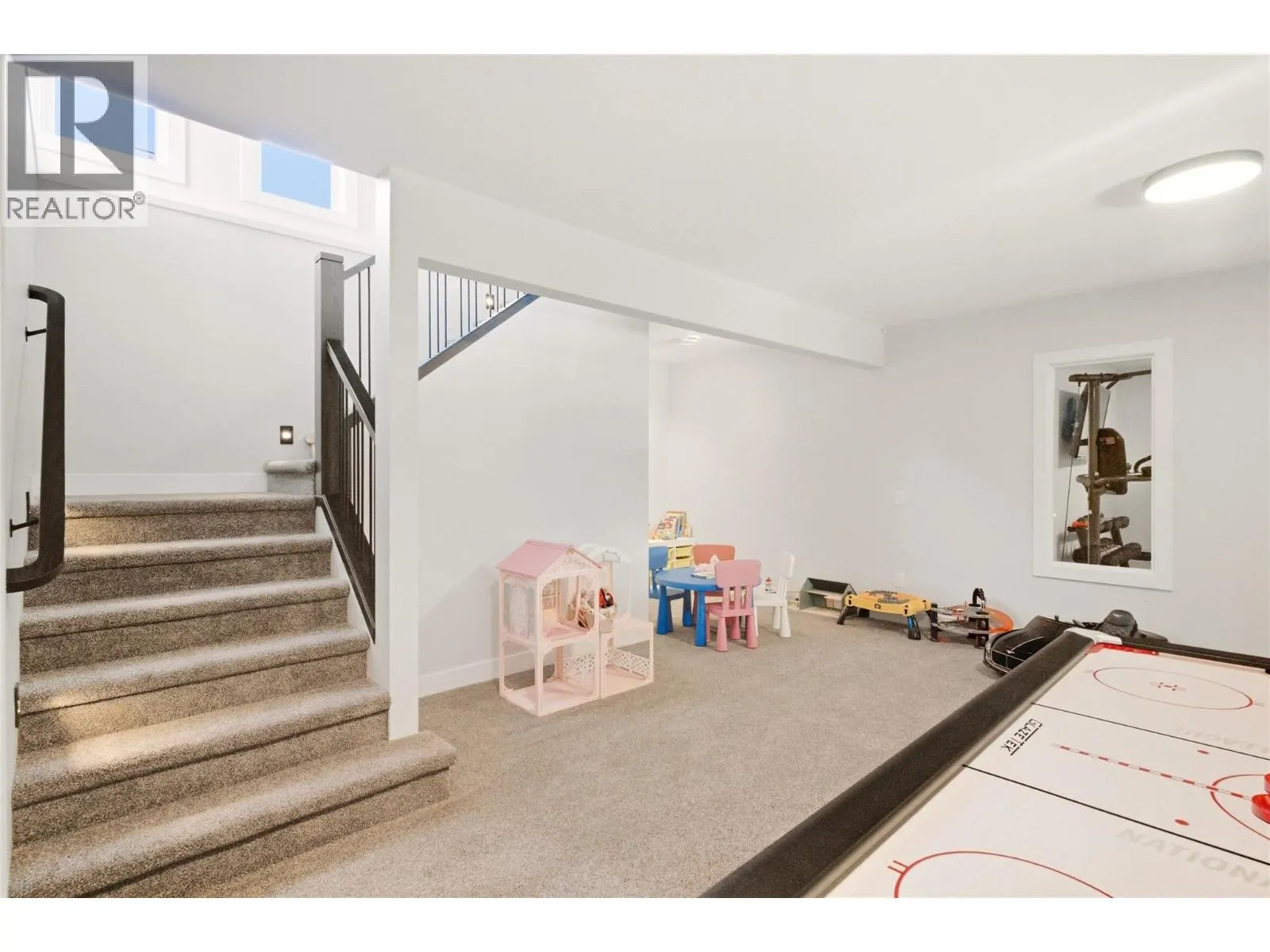 1675 Willow Crescent Unit# 3 Lot# 3