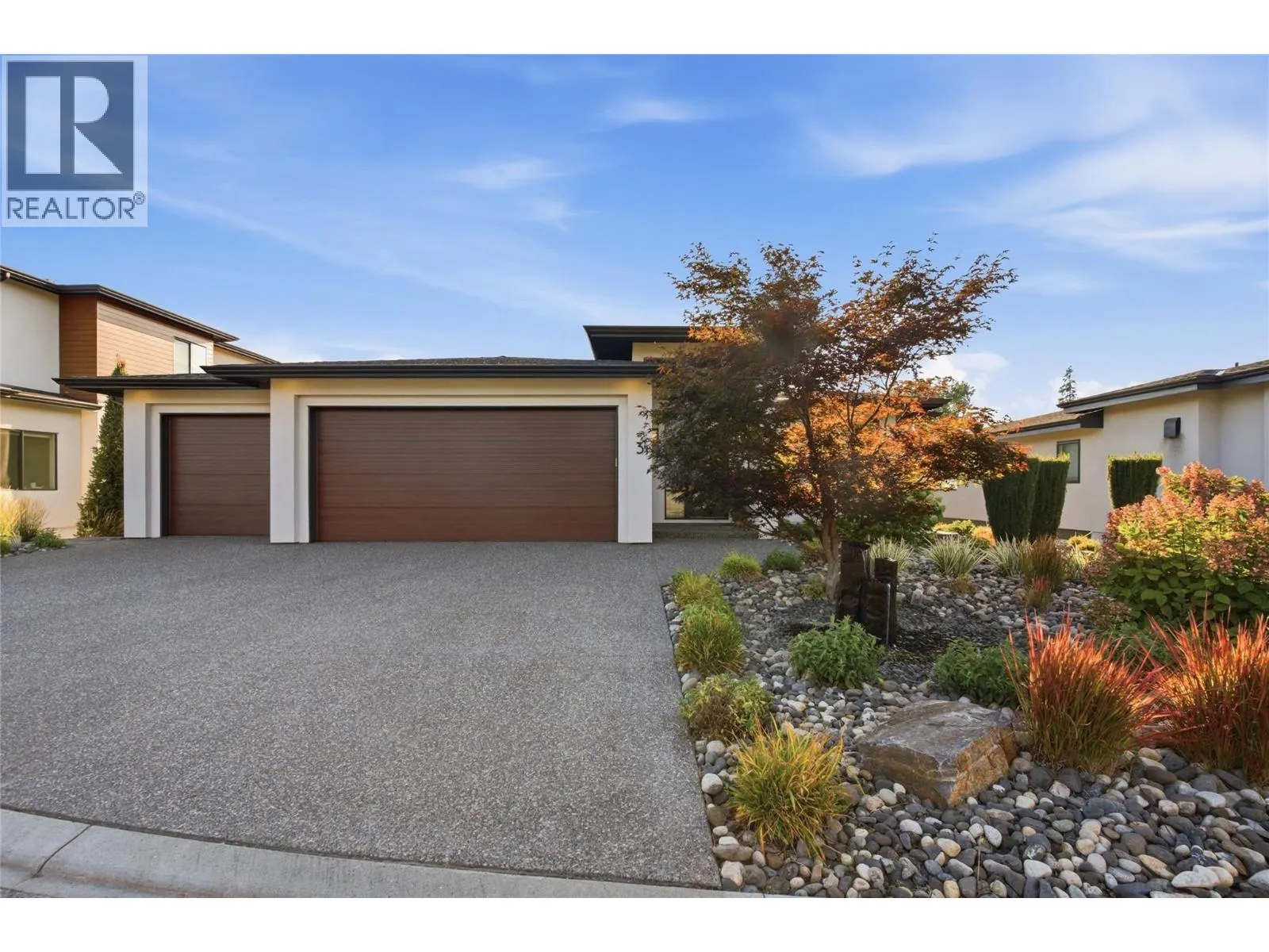 1675 Willow Crescent Unit# 3 Lot# 3