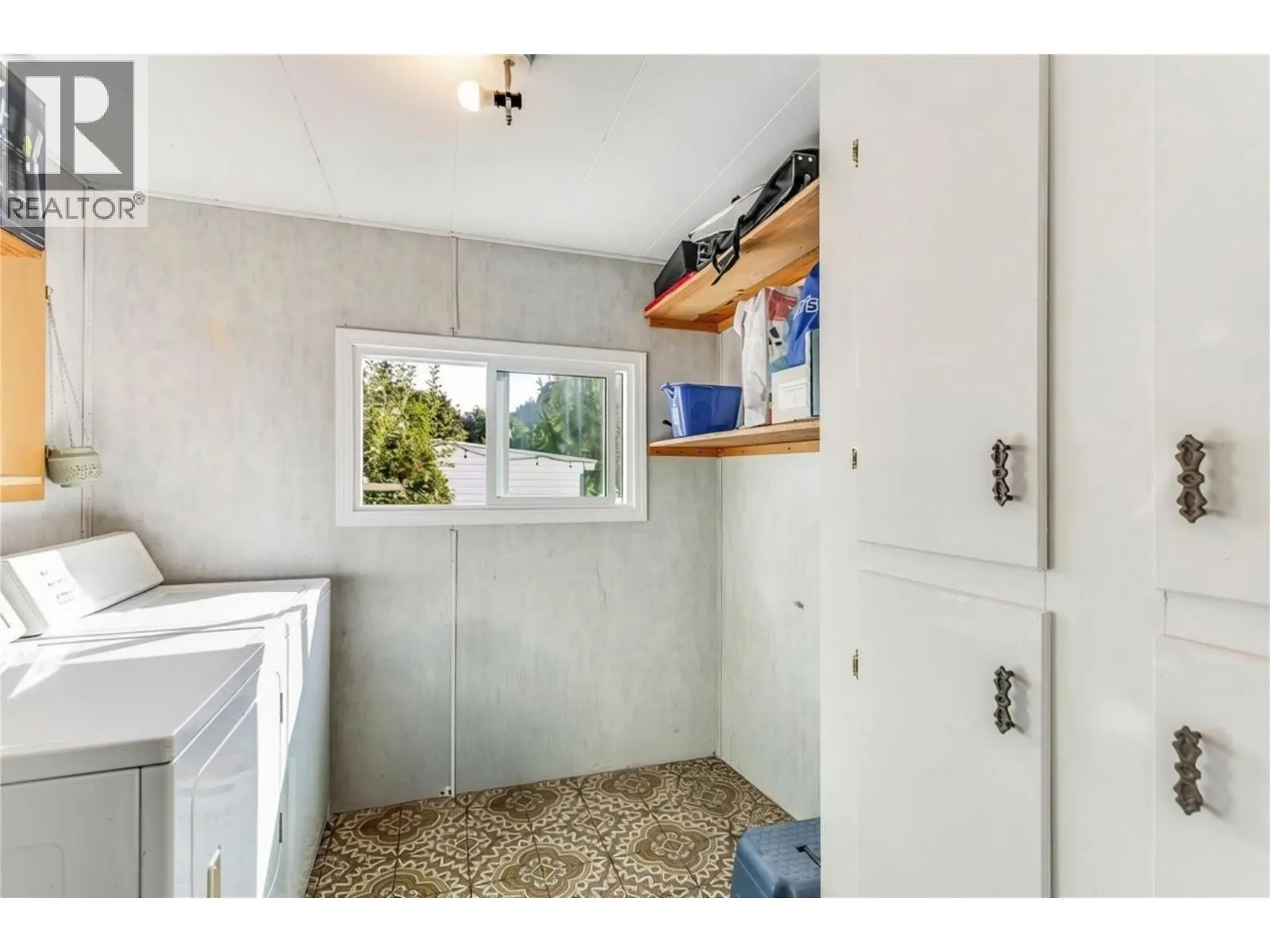 1699 Ross Road Unit# 213