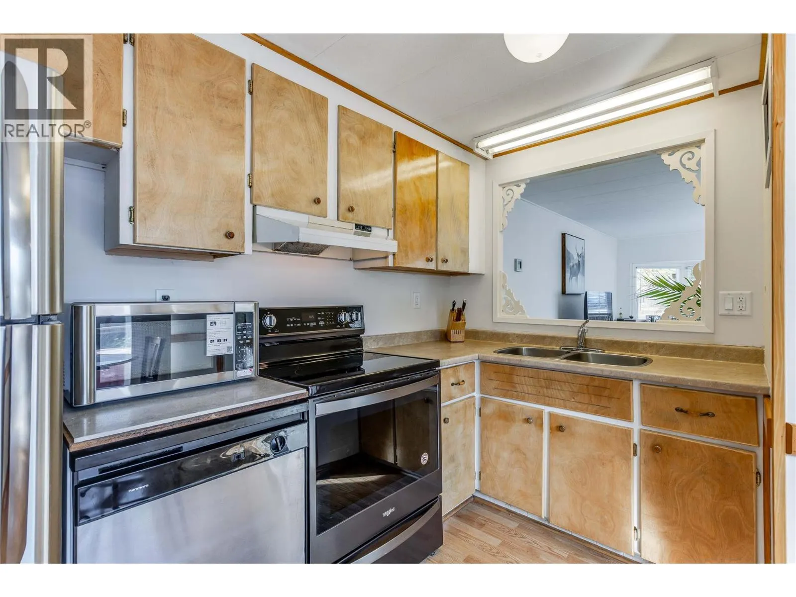1699 Ross Road Unit# 213