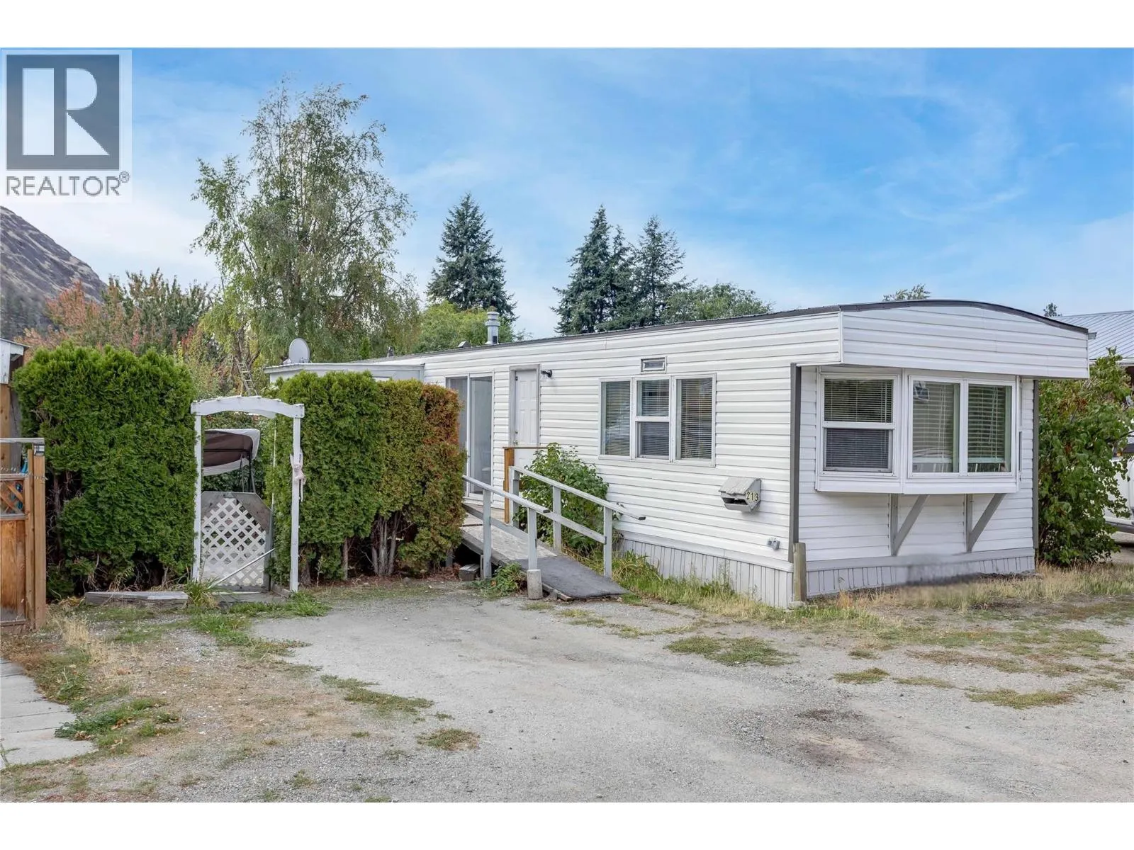 1699 Ross Road Unit# 213