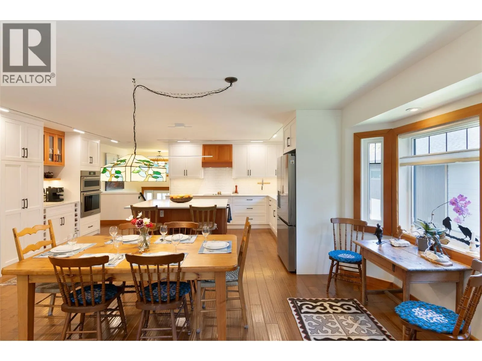 1915 Aspen Crescent