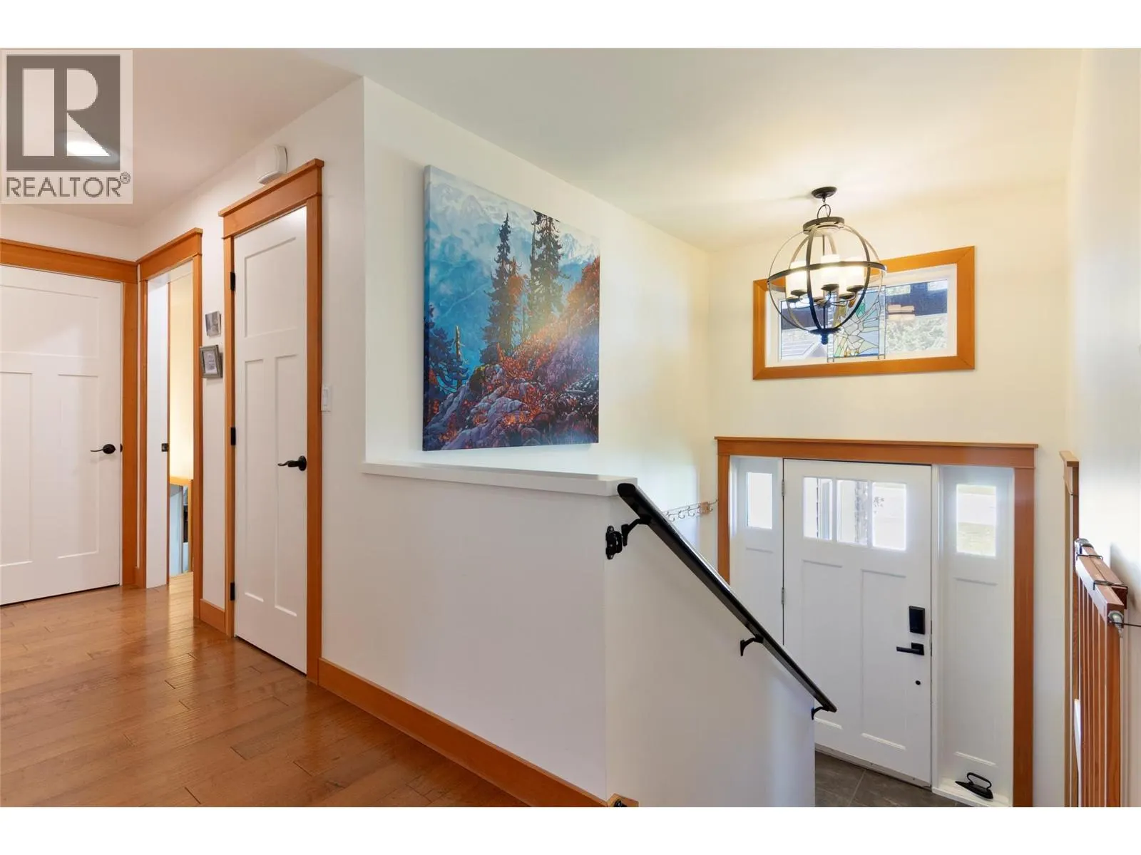 1915 Aspen Crescent