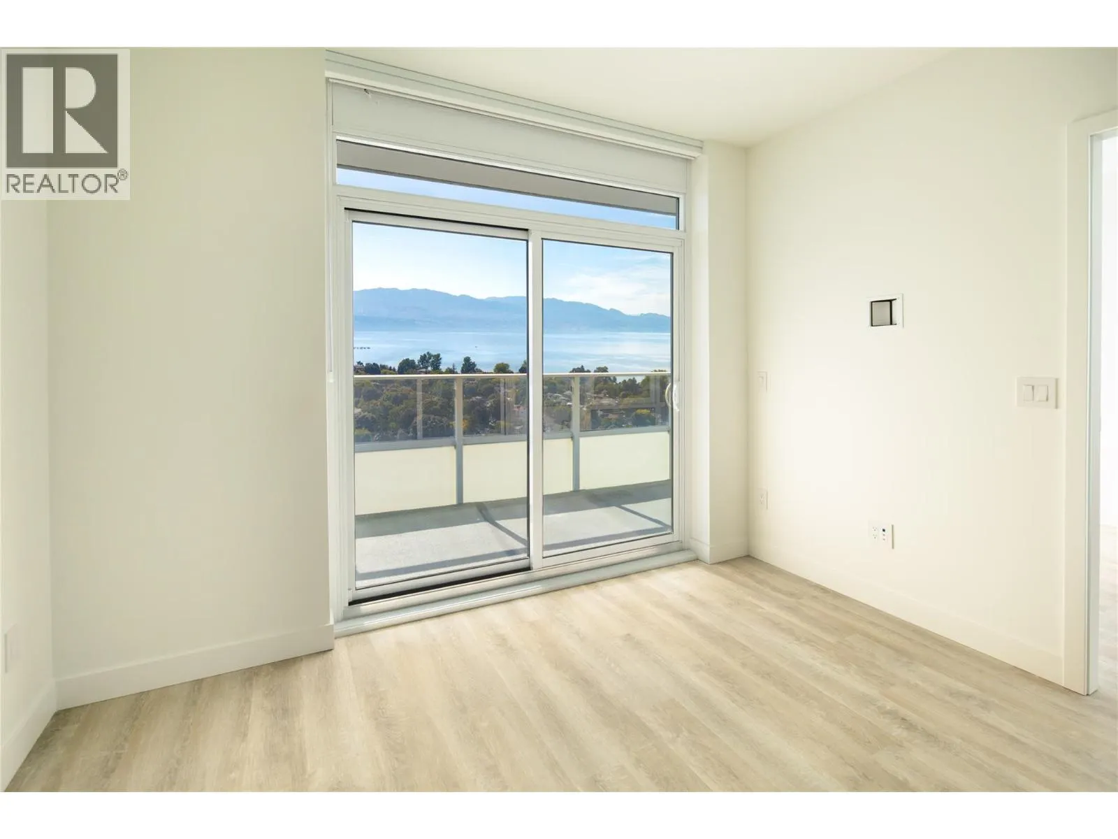1626 Water Street Unit# 2105