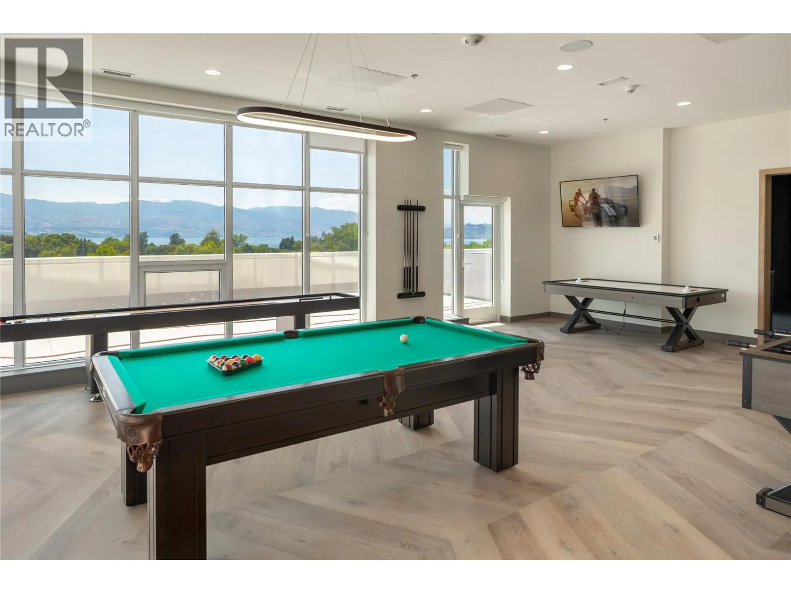 1626 Water Street Unit# 2105