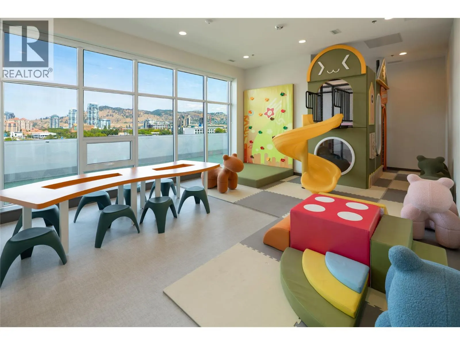 1626 Water Street Unit# 2105