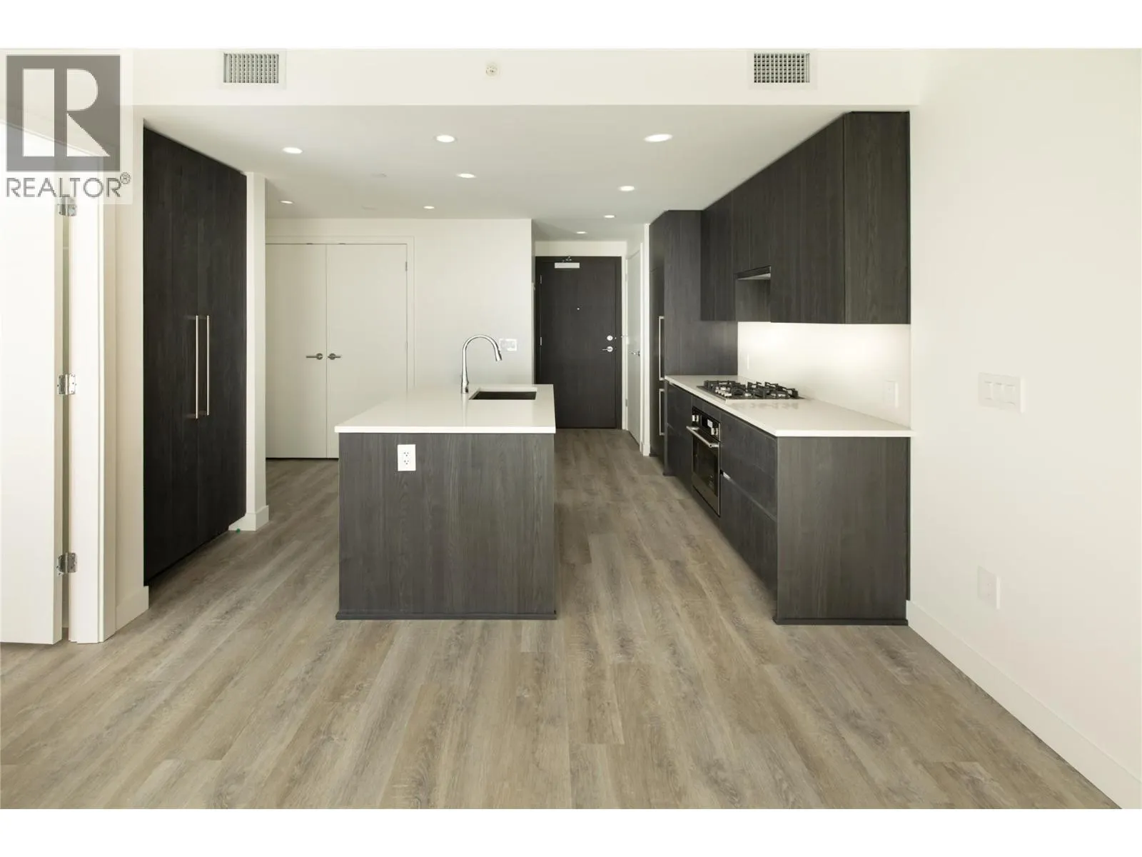 1626 Water Street Unit# 2105
