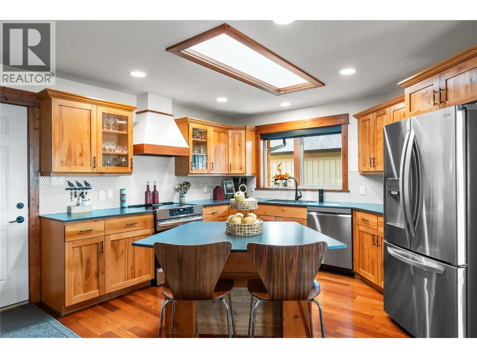 6900 Manning Place Unit# 2