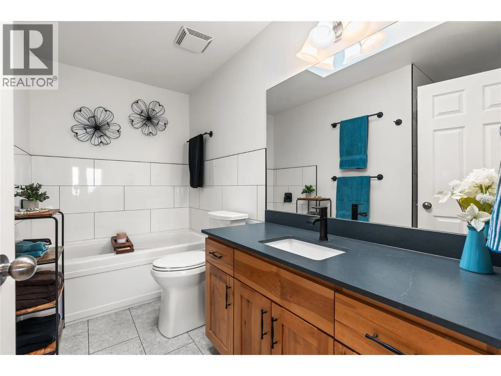 6900 Manning Place Unit# 2