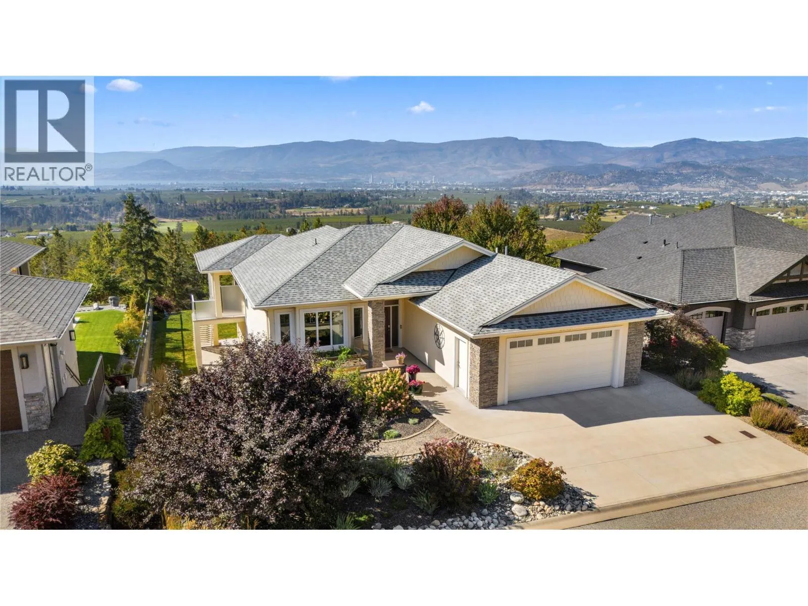 2442 Bella Vista Street