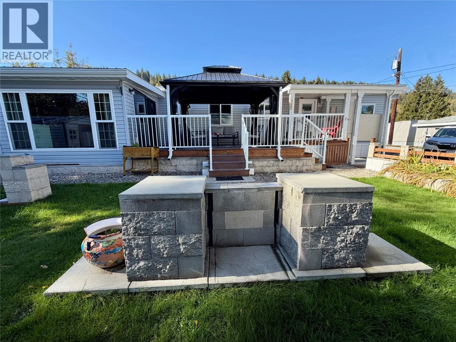 1601 COLUMBIA Avenue Unit# 17
