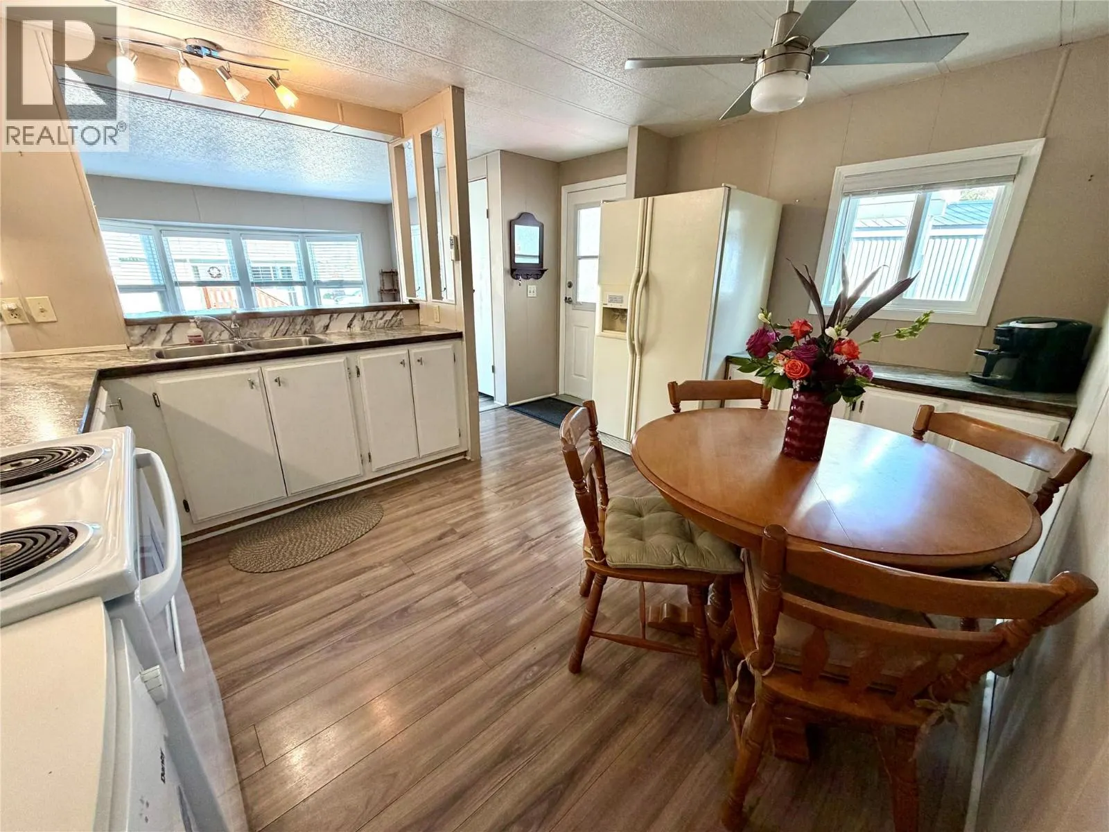 1601 COLUMBIA Avenue Unit# 17
