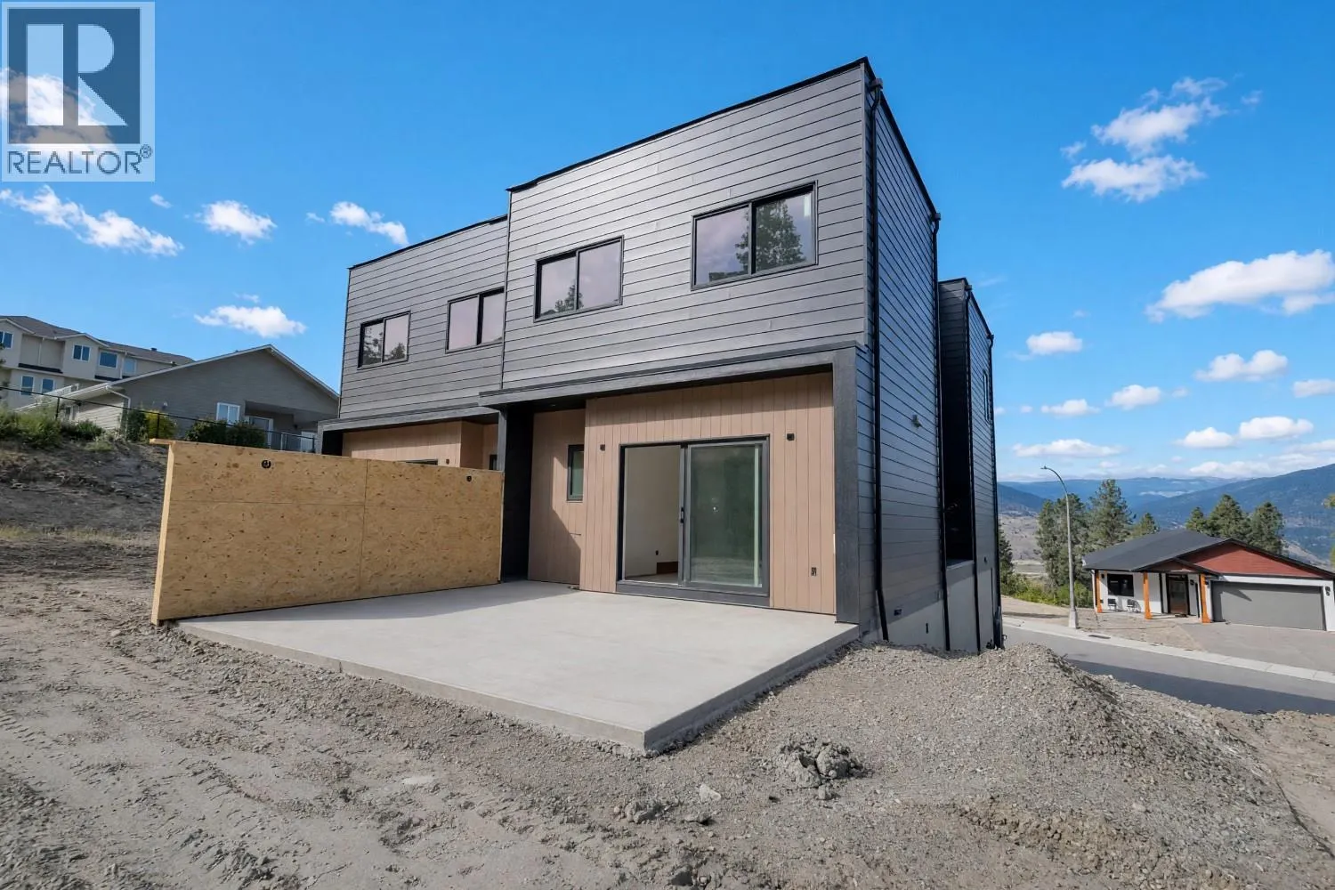 2830 EVERGREEN Drive Unit# 101