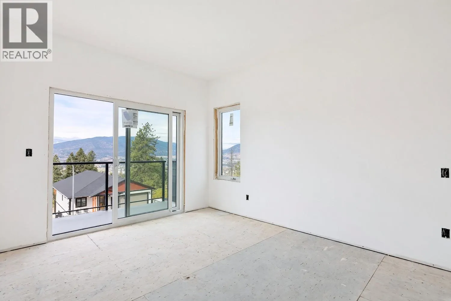 2830 EVERGREEN Drive Unit# 101