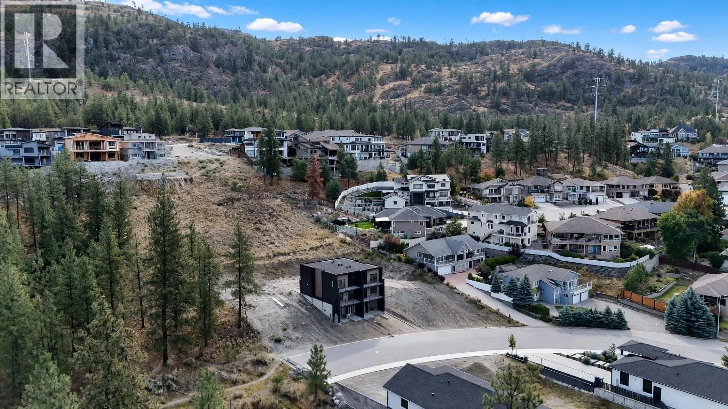 2830 EVERGREEN Drive Unit# 101