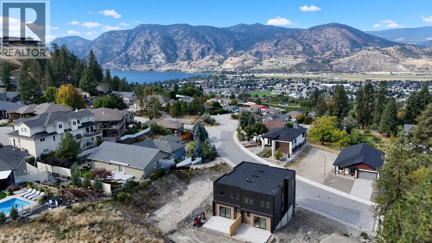 2830 EVERGREEN Drive Unit# 101