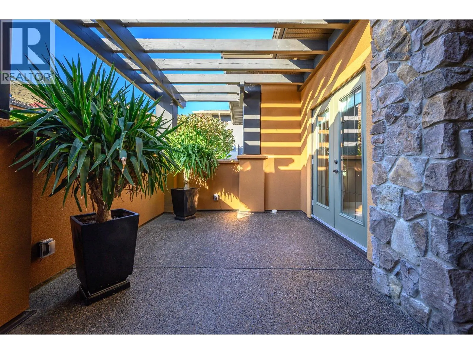 328 Cordon Place