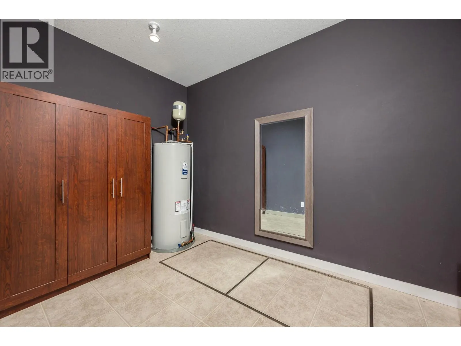 328 Cordon Place