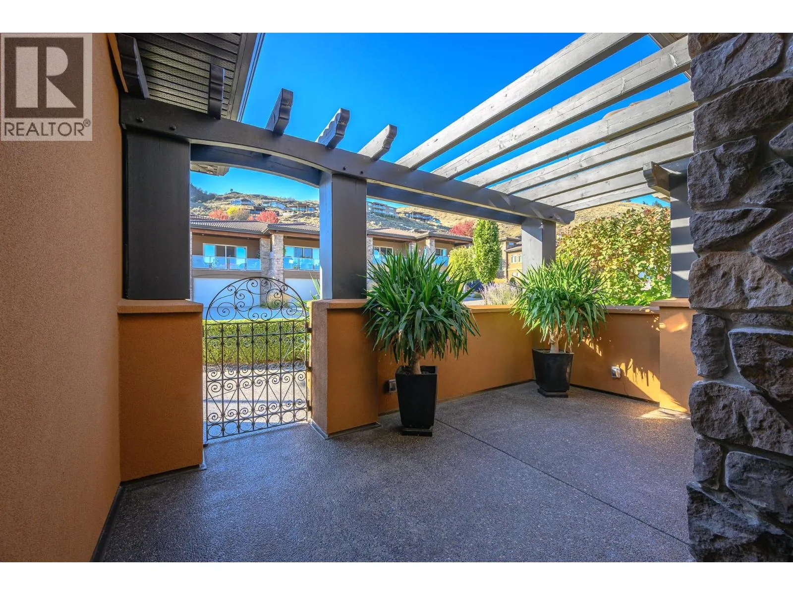 328 Cordon Place