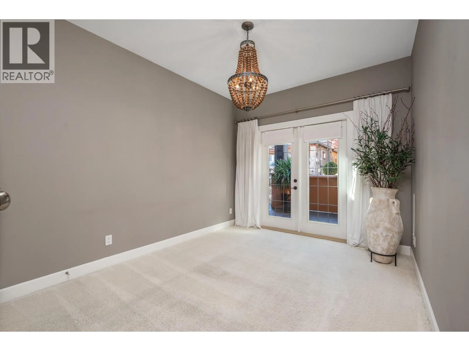 328 Cordon Place