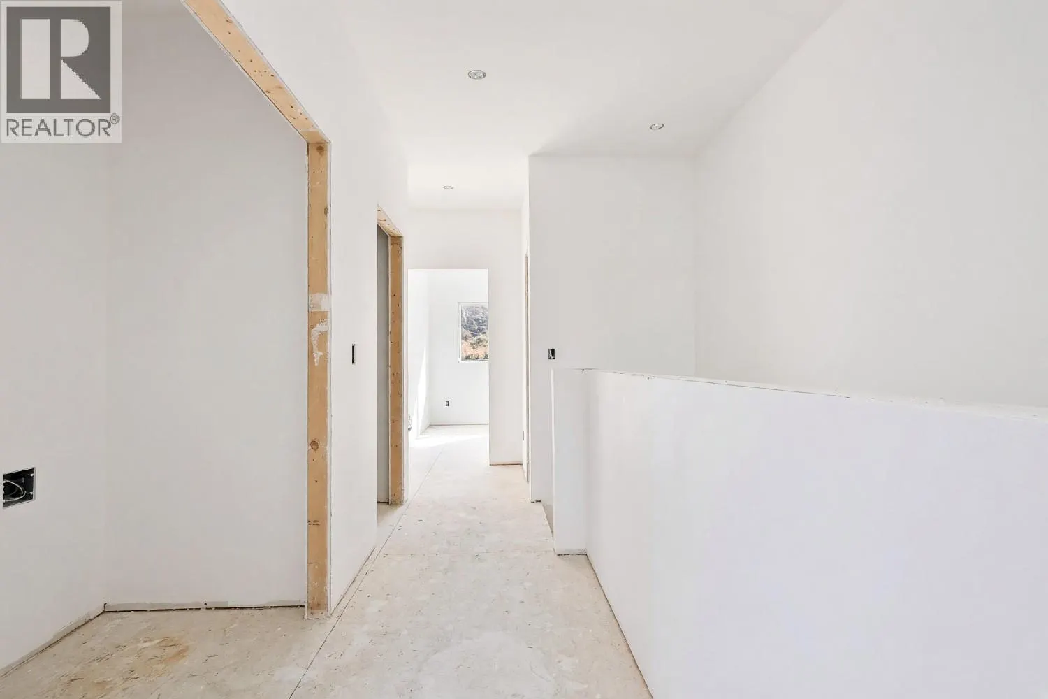 2830 EVERGREEN Drive Unit# 102