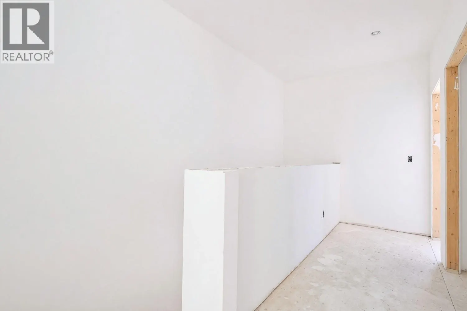 2830 EVERGREEN Drive Unit# 102