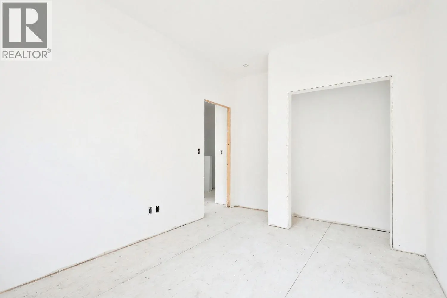2830 EVERGREEN Drive Unit# 102