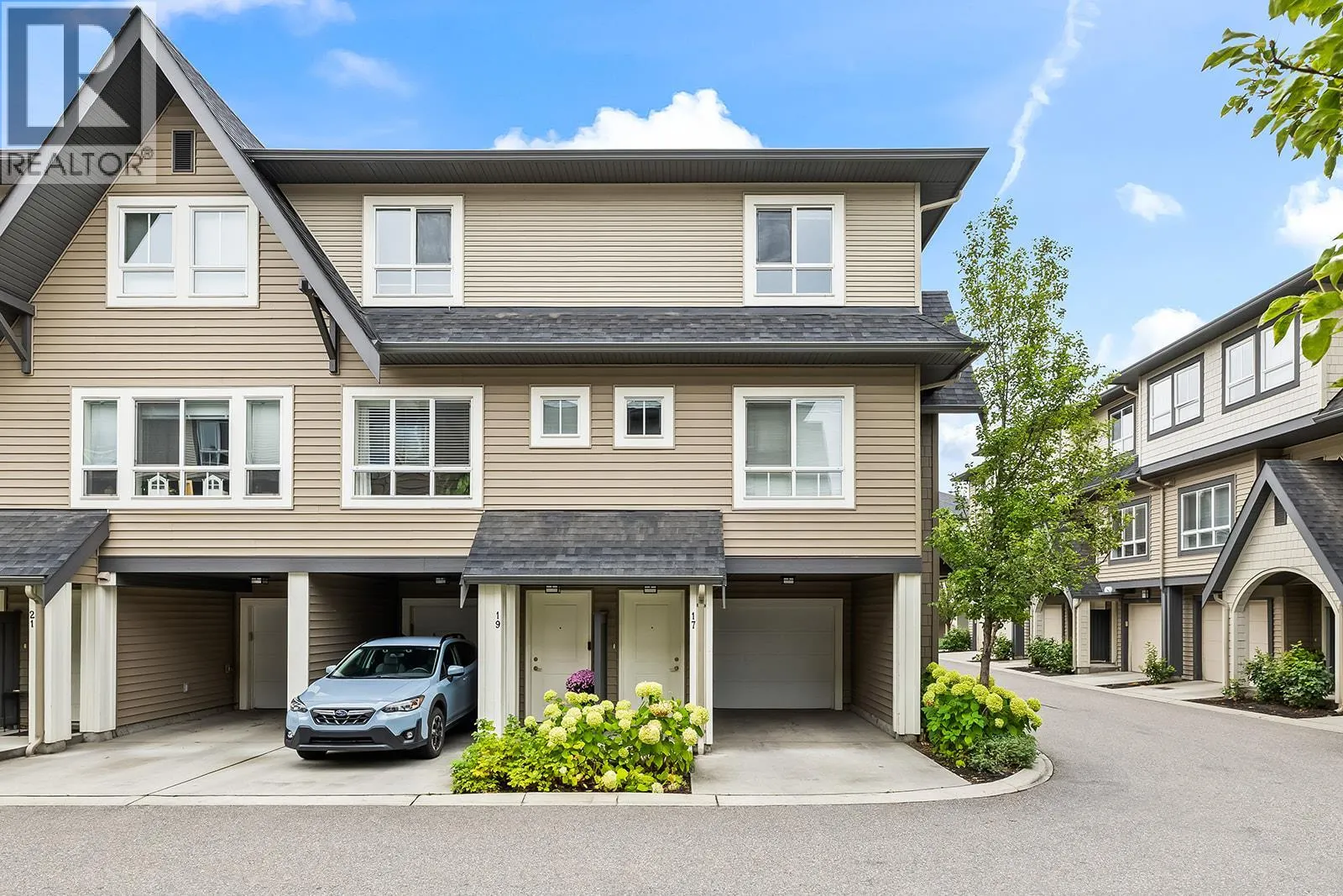 680 Old Meadows Road Unit# 17