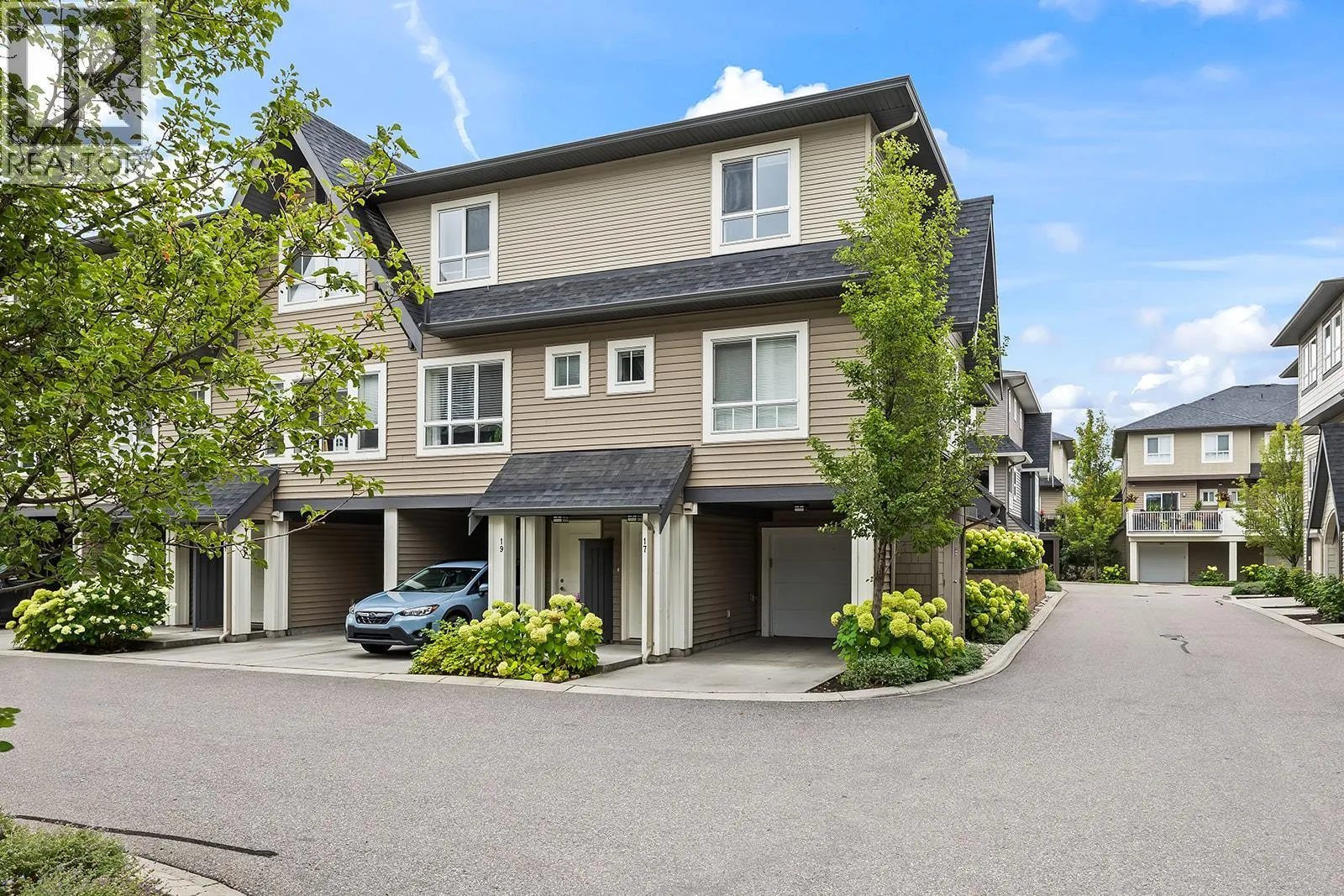 680 Old Meadows Road Unit# 17