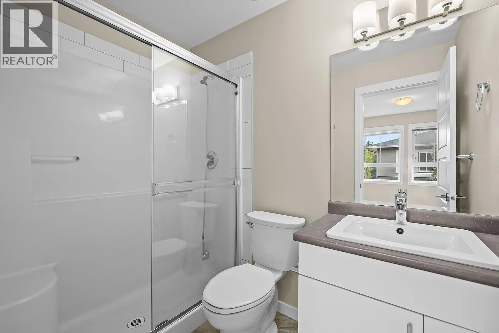 680 Old Meadows Road Unit# 17