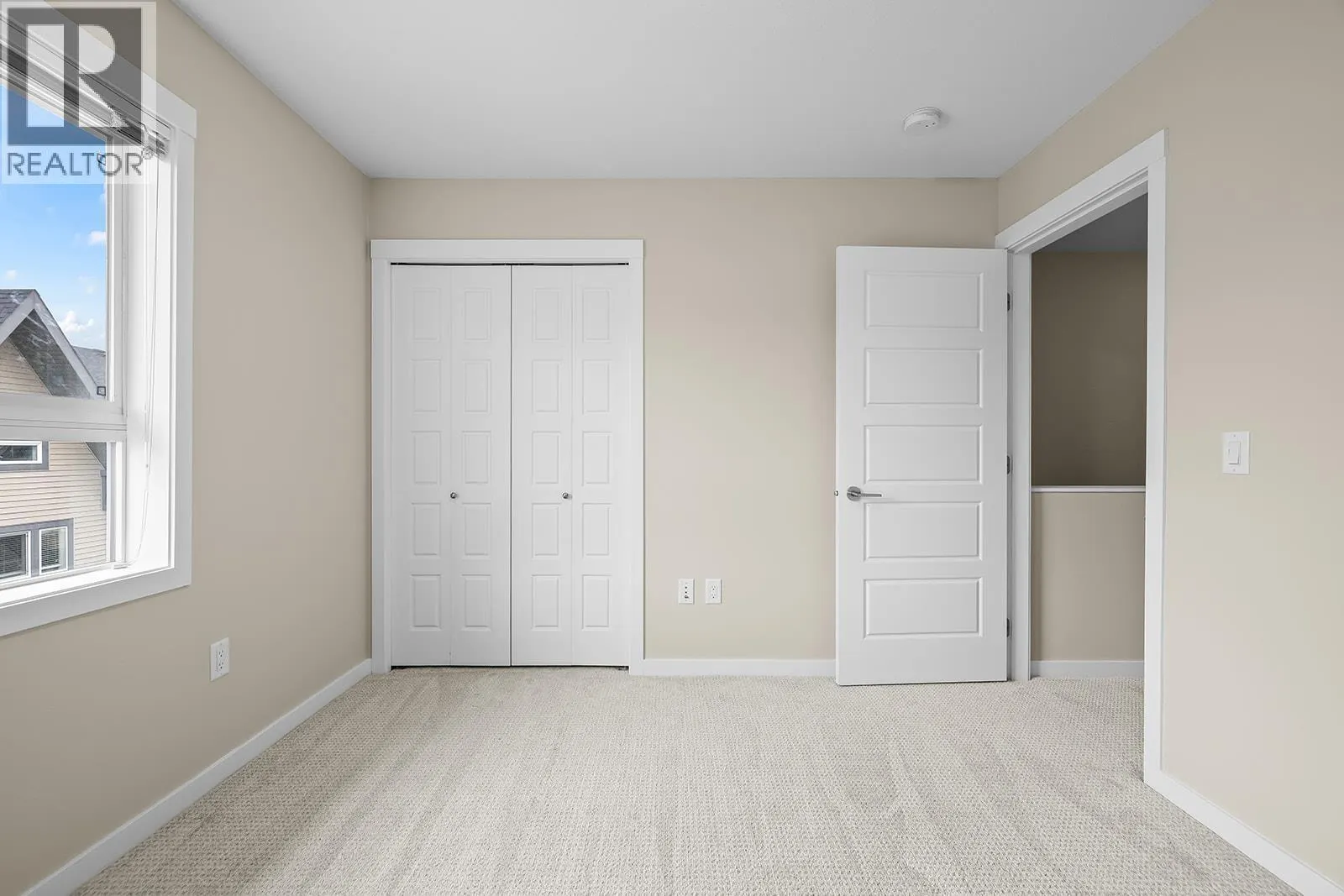 680 Old Meadows Road Unit# 17