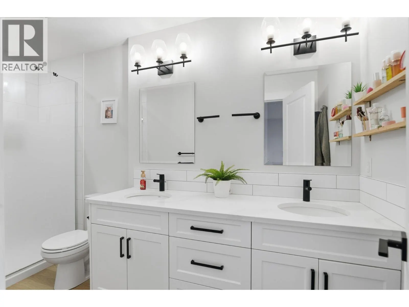 1999 15 Avenue Unit# 6