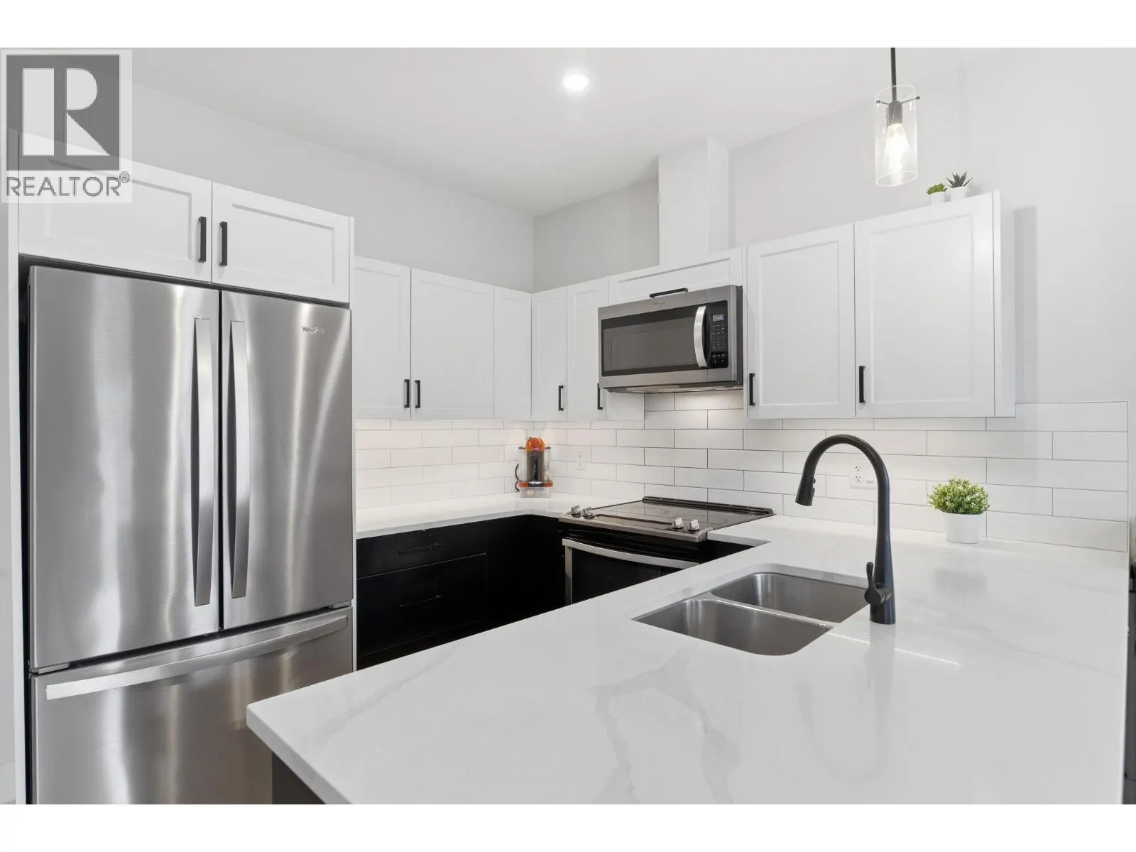 1999 15 Avenue Unit# 6