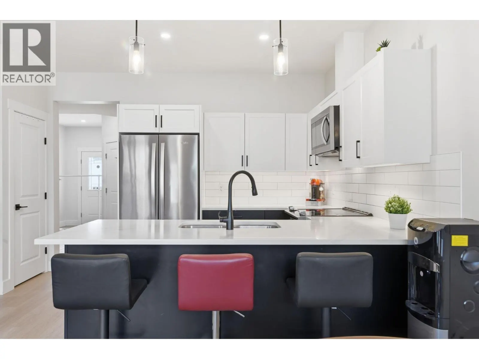 1999 15 Avenue Unit# 6