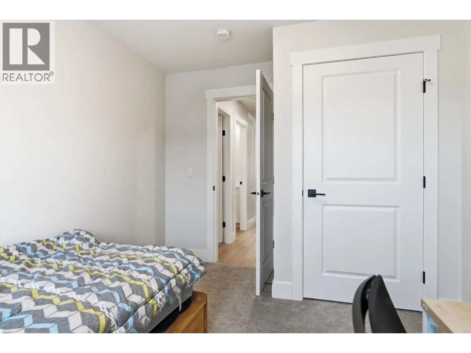 1999 15 Avenue Unit# 6