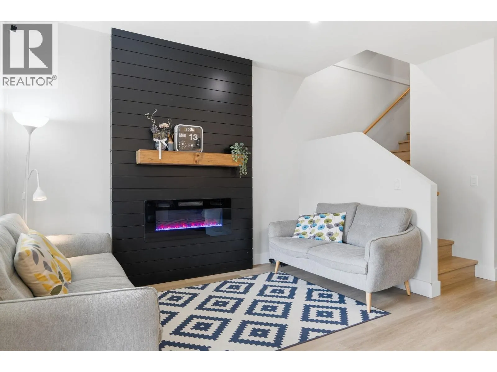 1999 15 Avenue Unit# 6