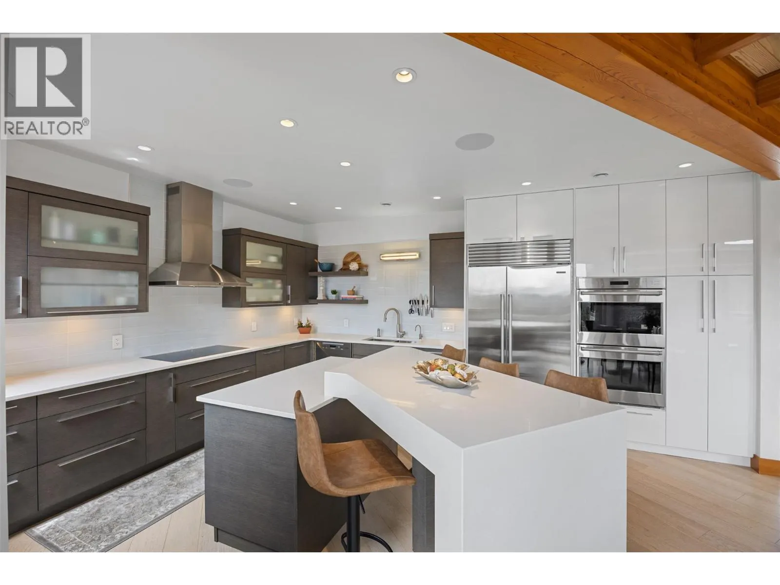 4249 Bella Vista Drive